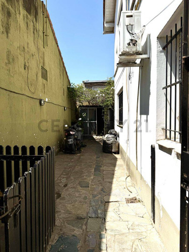 Venta De 2 Casa De 6 Ambientes 4 Dormitorios, Tigre Centro ...