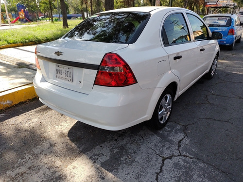 Imagen 2 de 12 de Chevrolet Aveo 1.6 Ls L4 Man Mt 2015