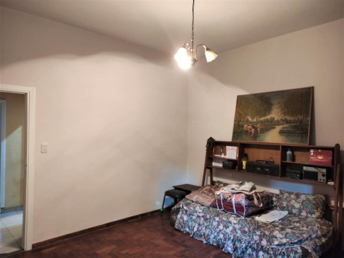 Imagen 17 de 25 de Dos Casas Multifamiliar La Tablada Bolivar Al 4500