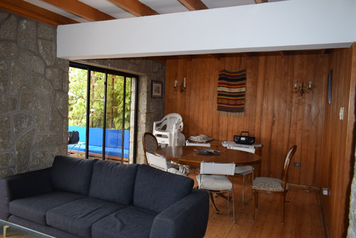 Vende Hermosa Y Acogedora Casa Con Maravillosa Vista Al Mar