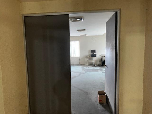 Bodega En Venta Por Ruiz Cortines Y Americas Guadalupe Monterrey