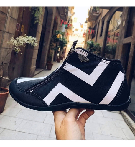 Imagen 2 de 10 de Zapatillas Botita Te Para Tres Diseños Unicos Modernos Unico