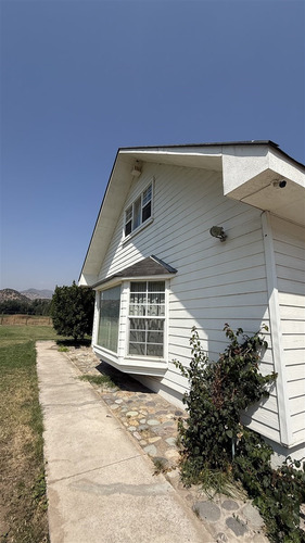 Casa En Venta De 4 Dorm. En Paine