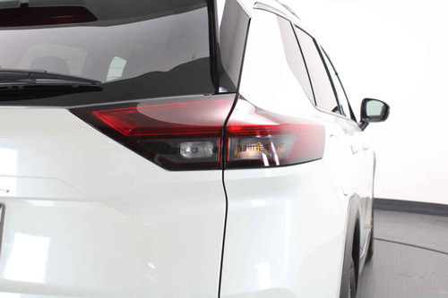 Nissan X-Trail 2.5 Platinum 3 Row Cvt