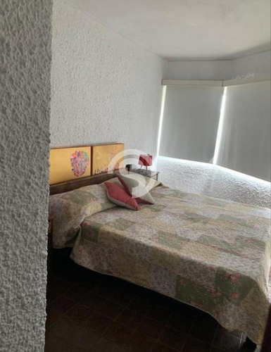 Apartamento Reciclado De 2 Dormitorios, Muy Luminoso!- Ref: 4599