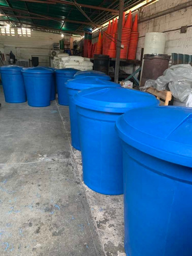 Tanques Para Agua 1.200 Litros Cónicos Precio De Fábrica