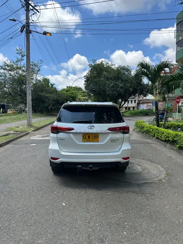 Toyota Fortuner 2.4 Street At 7As