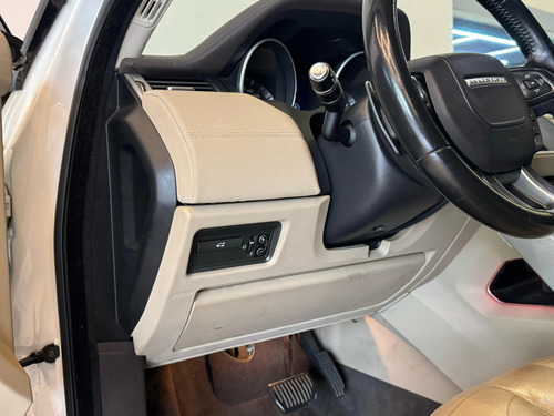 Land Rover Range Rover Evoque 2.0 Si4 Pure 5p