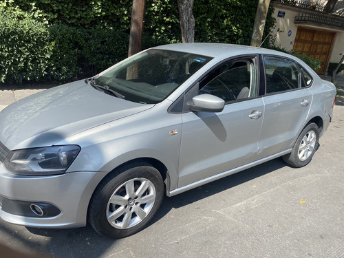 Volkswagen Vento 2.0 Highline Mt