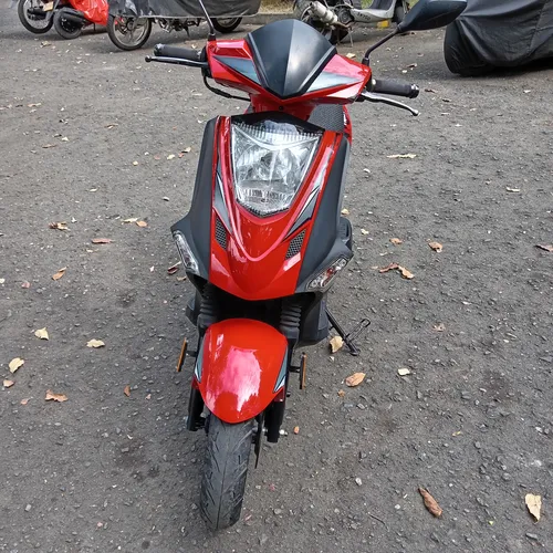 Kymco Twist Modelo 2021 Tarjeta Multicolor