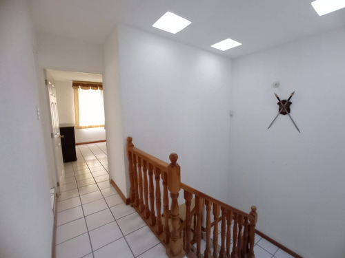 Imagen 12 de 27 de Vendo Preciosa Casa En Excelente Estado, 4 Dormitorios, Muy Cerca De San Lucas