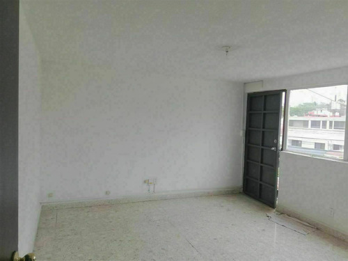 Oficina En Ciudad Satélite, Naucalpan De Juárez