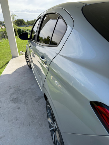 Fiat Cronos 1.8 16v Precision At6 Pack Premium