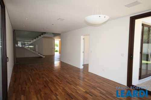 Imagem 13 de 15 de Casa Em Condomínio - Tamboré - Sp - 452349