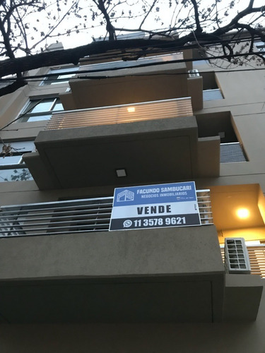 Imagen 2 de 16 de Departamento 2 Amb A Estrenar, Al Frente Con Balcón En Venta En Almagro