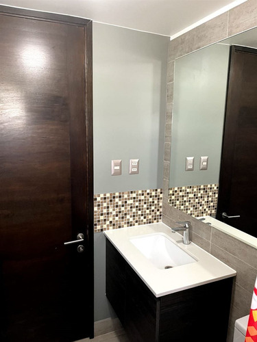 Casa En Arriendo 3d 3b En Chicureo -piedra Roja /san Anselmo