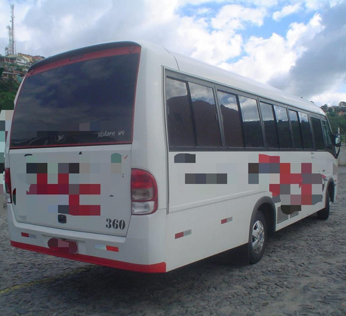 Volare W9 Executivo Com Ar Condicionado