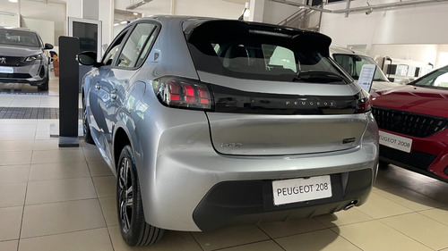 Imagen 6 de 25 de Peugeot 208 Roadtrip Tiptronic 1.6