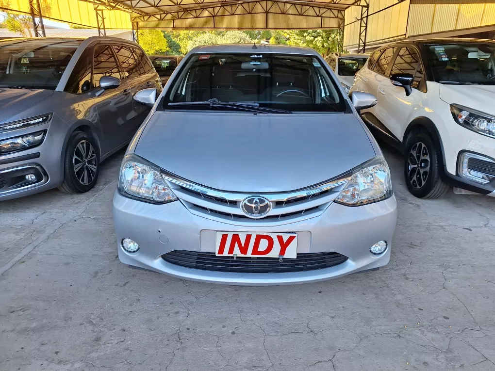 Toyota Etios 1.5 Sedan Xls