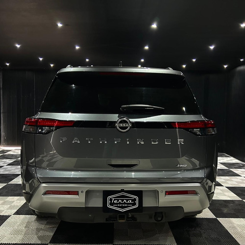 Nissan Pathfinder 3.5 Platinum 4x4 At