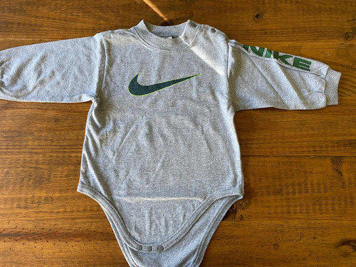 Enterito De Bebe Talle 6/9 Meses Marca Nike