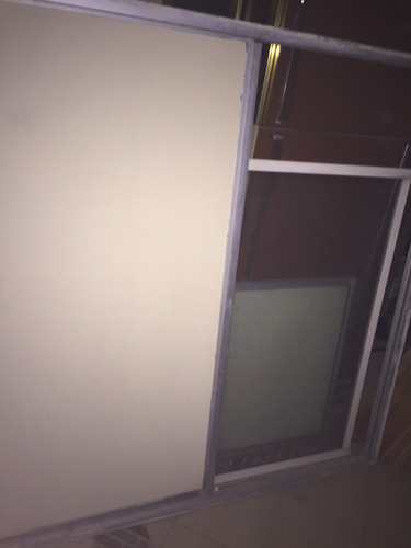 Imagen 2 de 3 de Ventana De Aluminioalumino