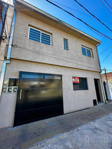 Ph En Venta 4 Ambientes Con Cochera Y Patio, Ramos Mejia Sur
