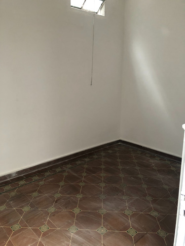 Aquiler Apartamento 2 Dormitorios En La Calle Juan Rosas