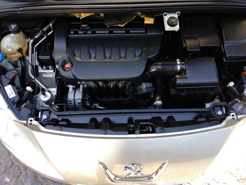 Peugeot 408 Allure 2.0