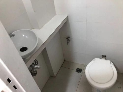 Imagen 15 de 16 de Oportunidad! Local En Venta!