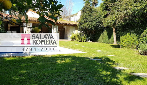 Imagen 1 de 30 de Casa - Mart.-vias/libert. Unico Jardin, Pulmon De Manzana , Lote De 48 Fondo.