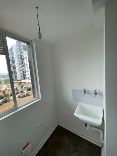 Departamento En Venta De 3 Dorm. En La Serena