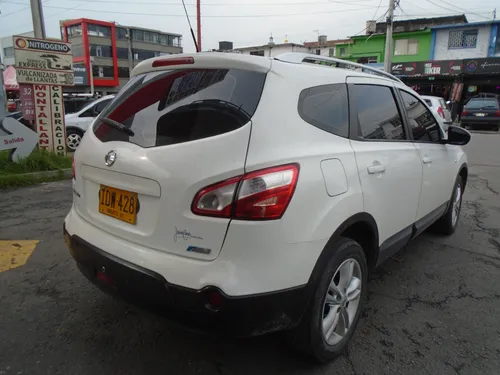 Nissan Qashqai 2.0l 4wd +2 4x2
