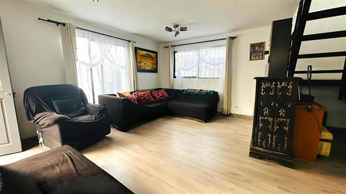 Casa En Venta De 4 Dorm. En Quilicura