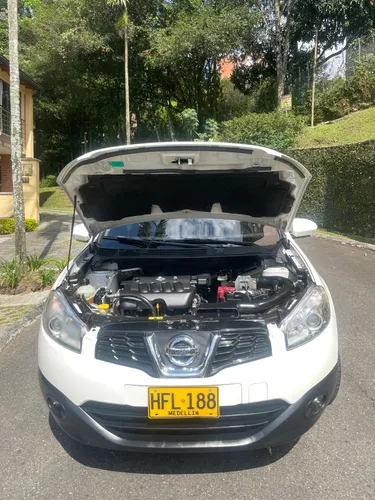 Nissan Qashqai 2.0l 4wd +2 4x2