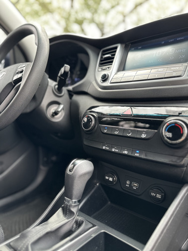 Hyundai Tucson 2.0 Style 2Wd At