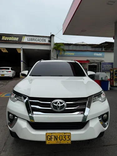 Toyota Fortuner 2.4 Street At 7As