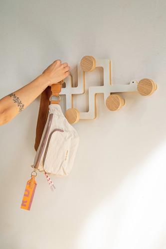 Perchero De Pared Nina Escandinavo Nordico Blanco Roble Mela