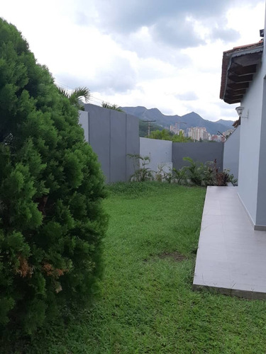Imagen 7 de 28 de Casa De Esquina En Venta En Urbanización El Bosque Con Vigil