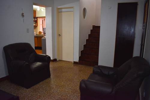 Venta Casa 4 Amb. C/pileta Hurlingham/ Bajo Valor