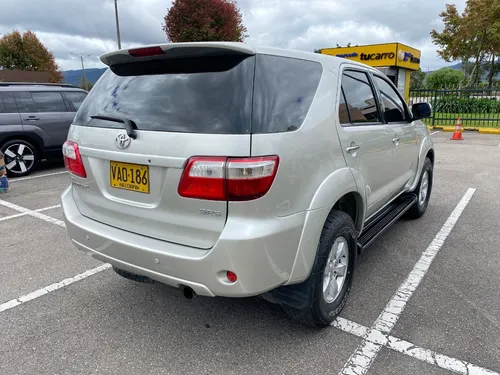 Toyota Fortuner 2.7l 4x4