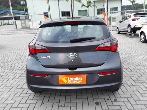 Imagem 2 de 9 de Hyundai Hb20 1.0 Unique 12v Flex 4p Manual