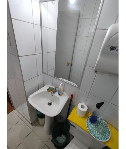 Imagen 10 de 20 de Oficina En Venta En Santiago
