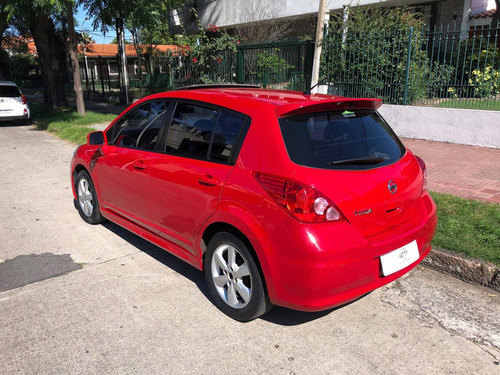 Nissan Tiida 1.8 Premium Mt 2010