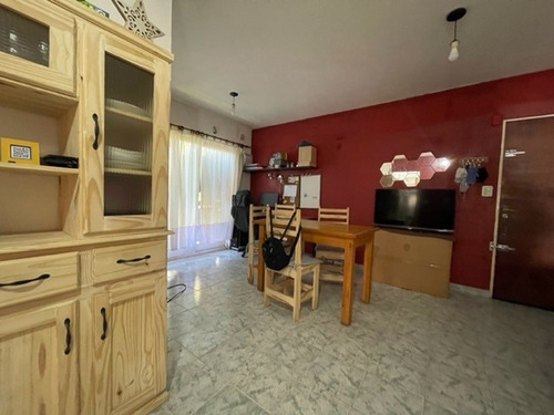 Imagen 2 de 6 de Venta - Departamento Tres Ambientes Con Espacio Guarda Coche, Complejo Coca-cola