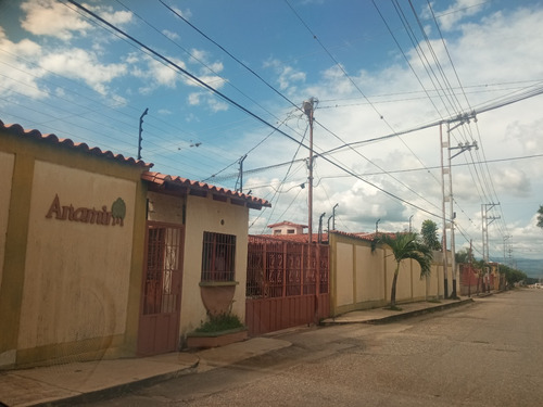 Imagen 1 de 23 de Casa En Venta En Cabudare, La Piedad, Urb. Nueva Con Pocas Viviendas. Inf. 0424-5337900,mls #22-8447, Nds 17