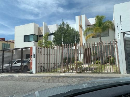 Casa En Renta En Milenio 3a. Sección