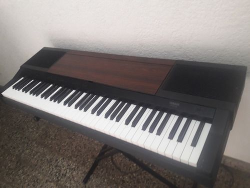 Piano Yamaha Clavinova Cvp5 Japon Marrón (Usado)