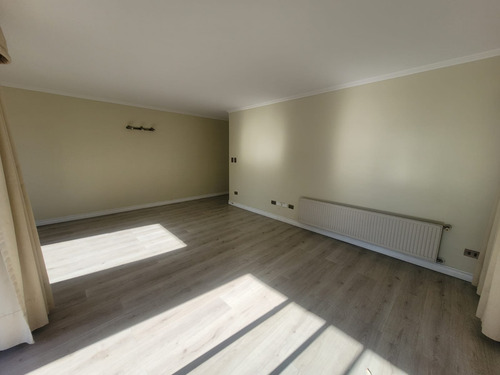 Depto. En Arriendo 4d + 3b + 2e + 1b - Flor De Azucena / Los