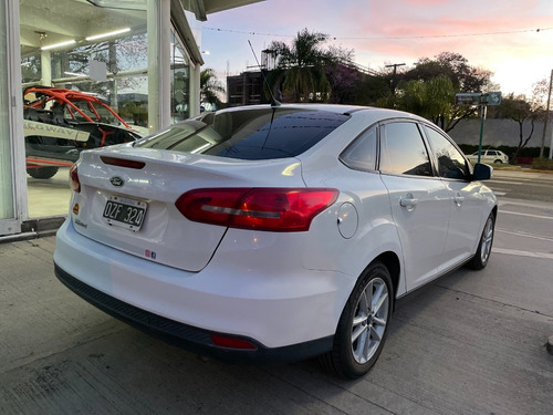 Ford Focus 1.6s /l15 - No Chevrolet Cruze/ Peugeot 408/tiida